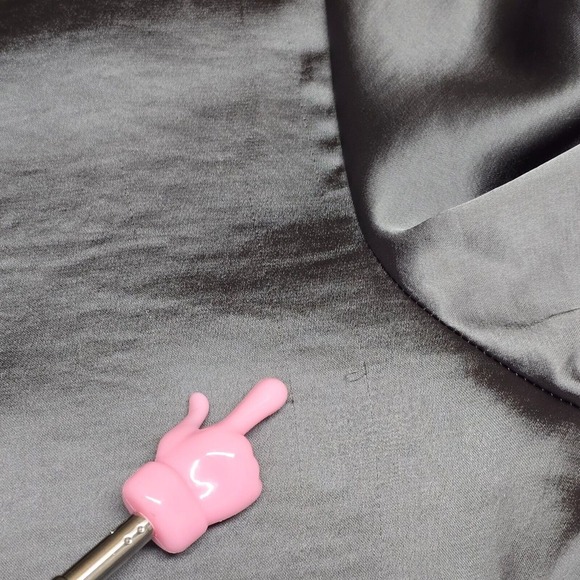 Express Portofino Shirt Womens‎ Medium Gray Satin Polyester Button Up Office - Picture 10 of 14